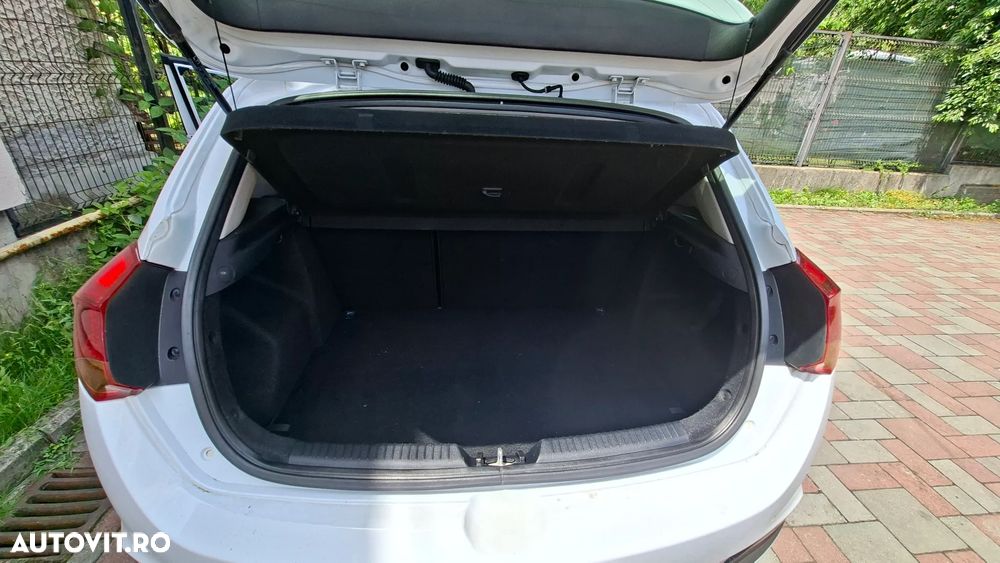 Kia Ceed 1.6 DSL BEST - 12