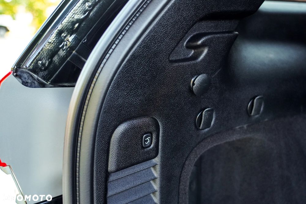 Jeep Grand Cherokee - 13