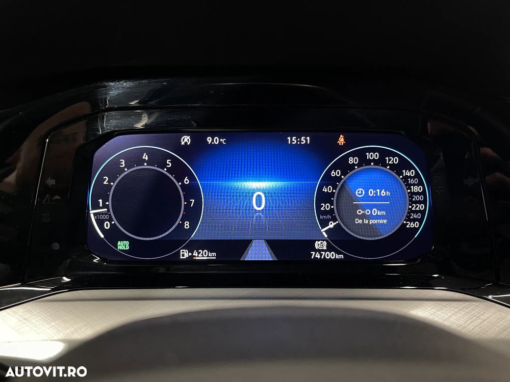 Volkswagen Golf 1.5 TSI ACT Life - 23