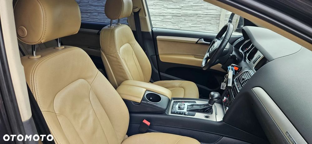 Audi Q7 3.0 TDI DPF clean diesel Quattro Tiptronic - 24