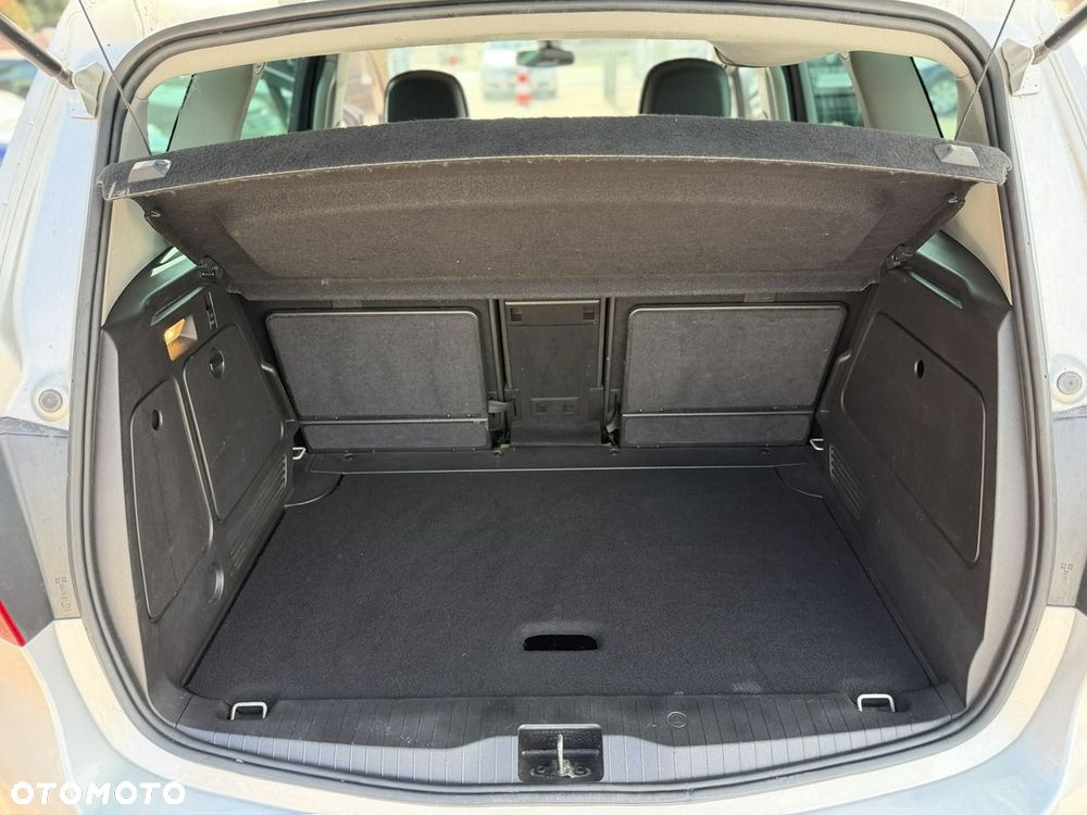 Opel Meriva - 26