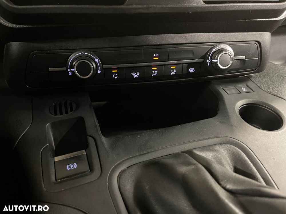 Peugeot Partner - 13
