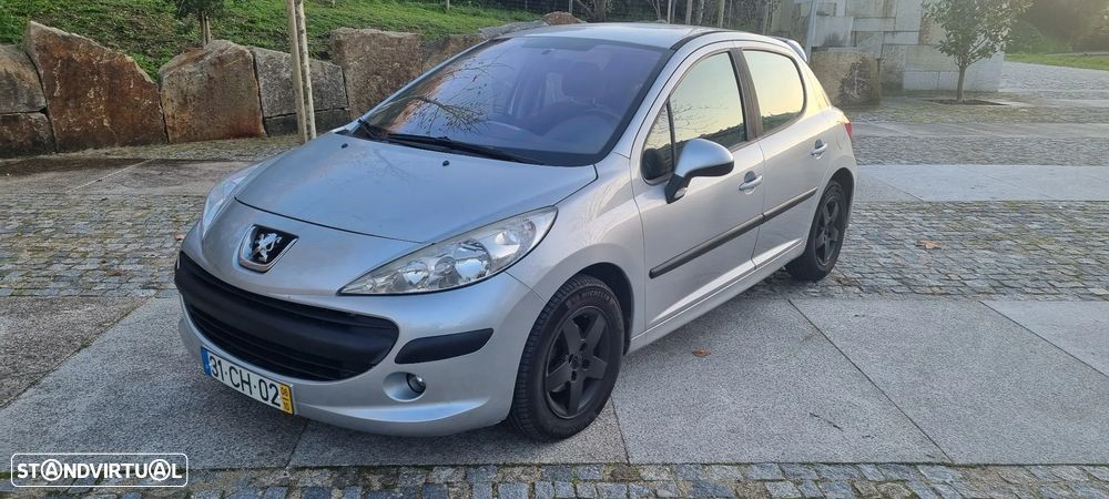 Peugeot 207 1.4 HDi Trendy - 1