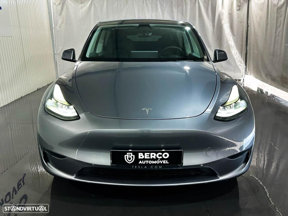 Tesla Model Y Long Range Dual Motor AWD - 3