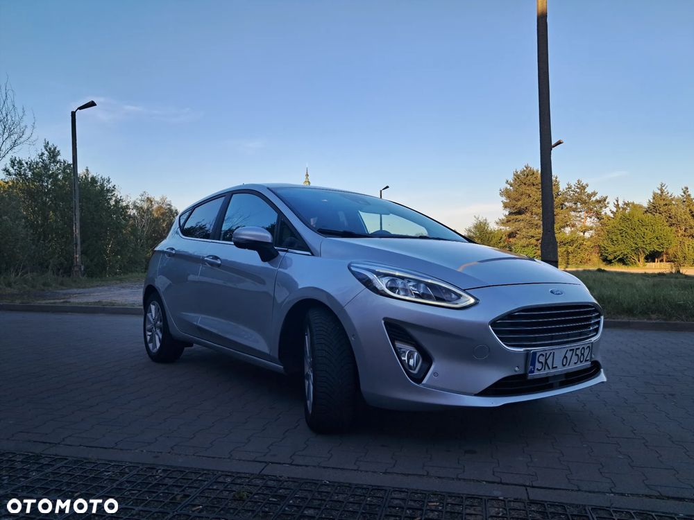 Ford Fiesta 1.5 TDCi S&S TITANIUM - 2