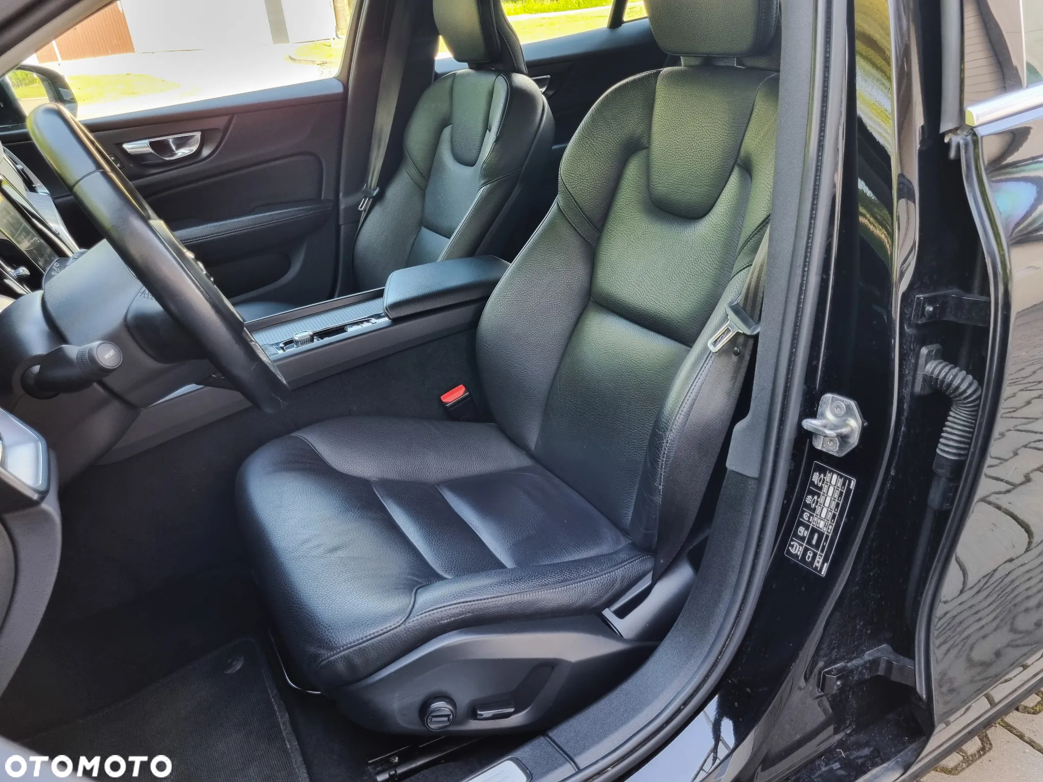 Volvo V60 D4 Momentum Pro - 7