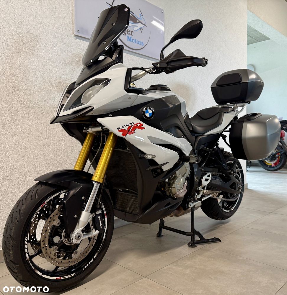 BMW XR - 2
