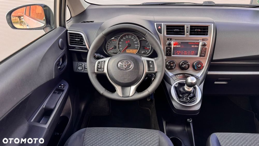 Toyota Verso S 1.33 VVT-i Cool - 5