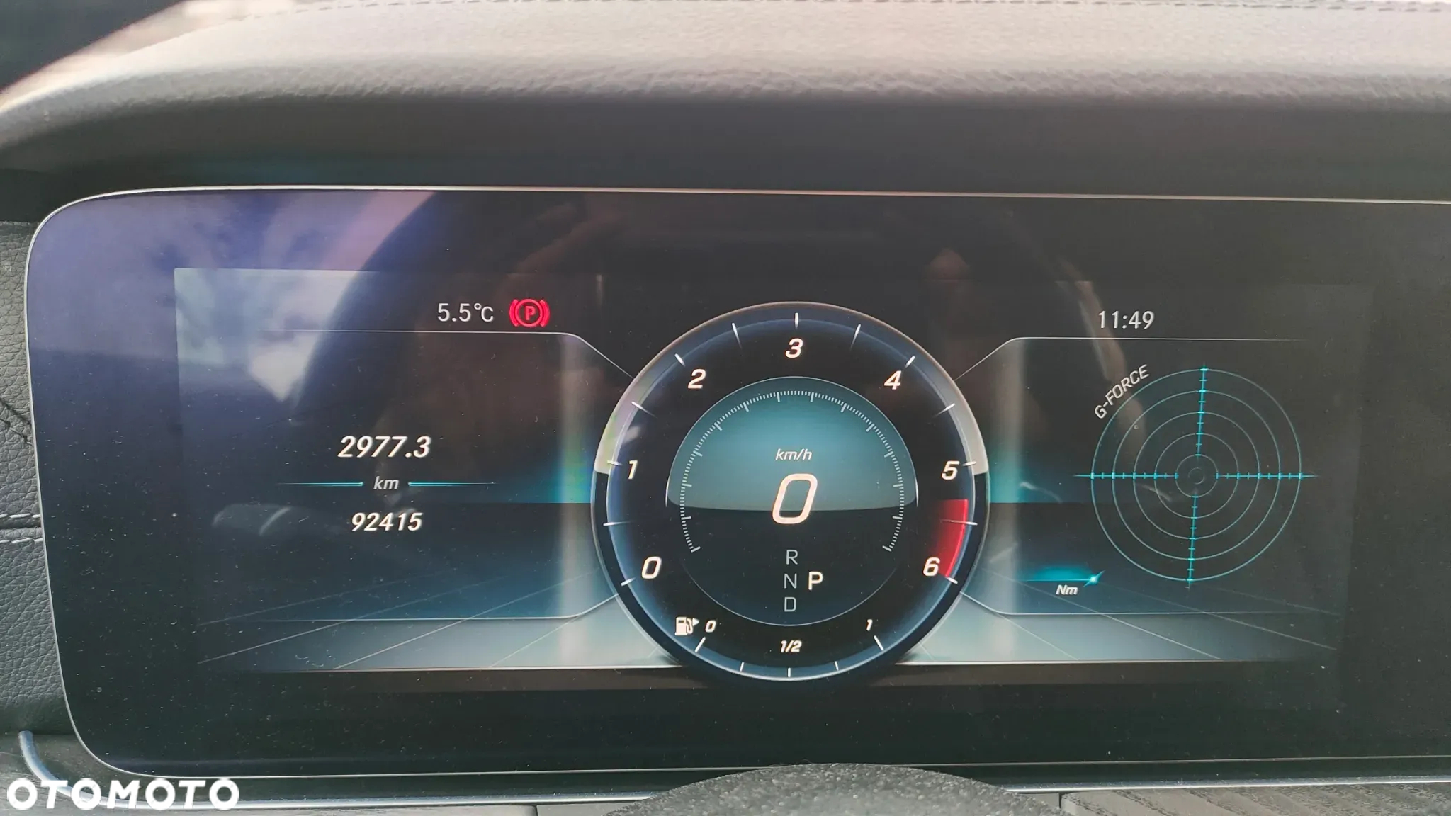 Mercedes-Benz Klasa E 220 d 4Matic Coupe 9G-TRONIC AMG Line - 13