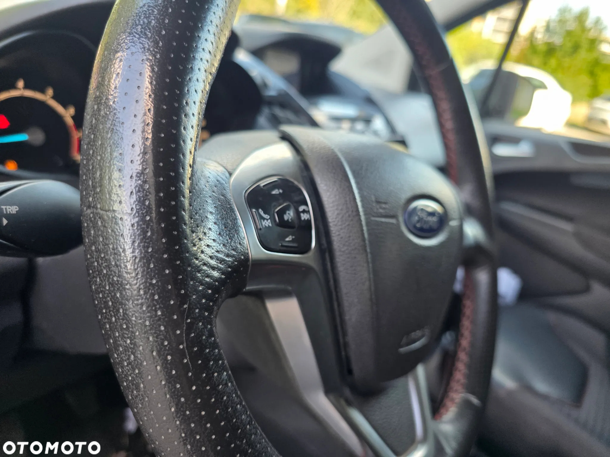 Ford Tourneo Courier 1.0 EcoBoost S&S Sport - 16
