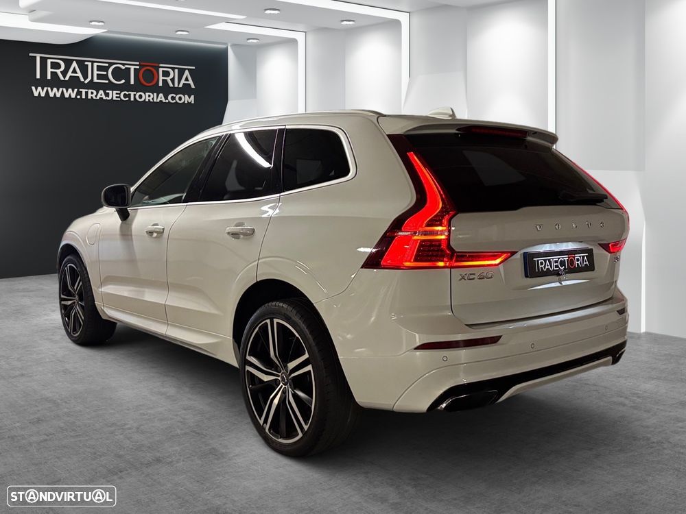 Volvo XC 60 2.0 T8 PHEV R-Design AWD - 4