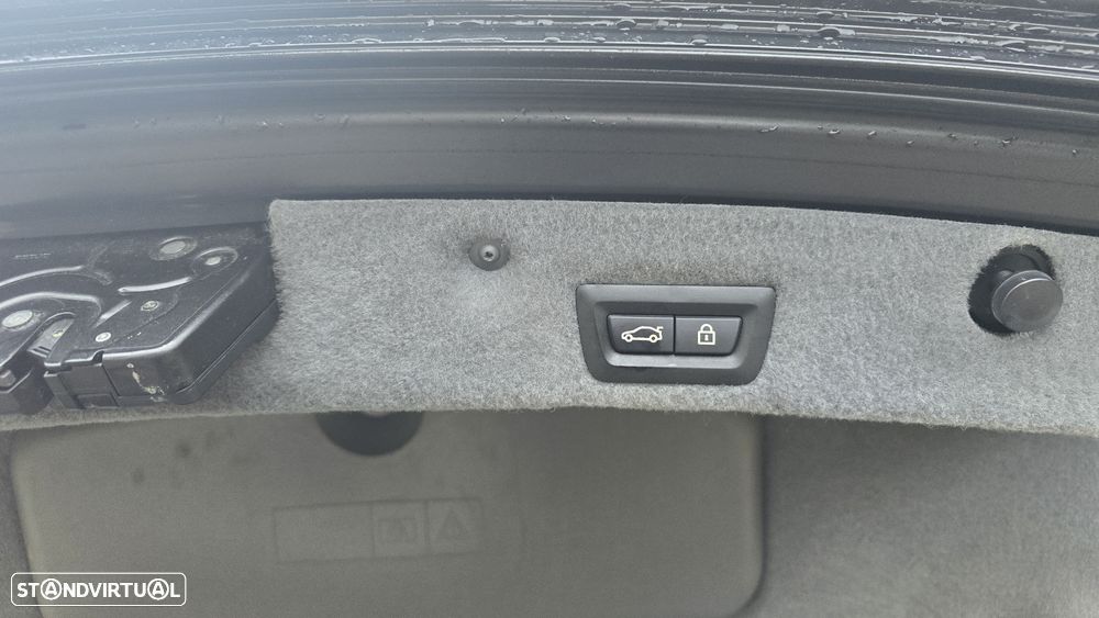 BMW 740 d Pack M - 25