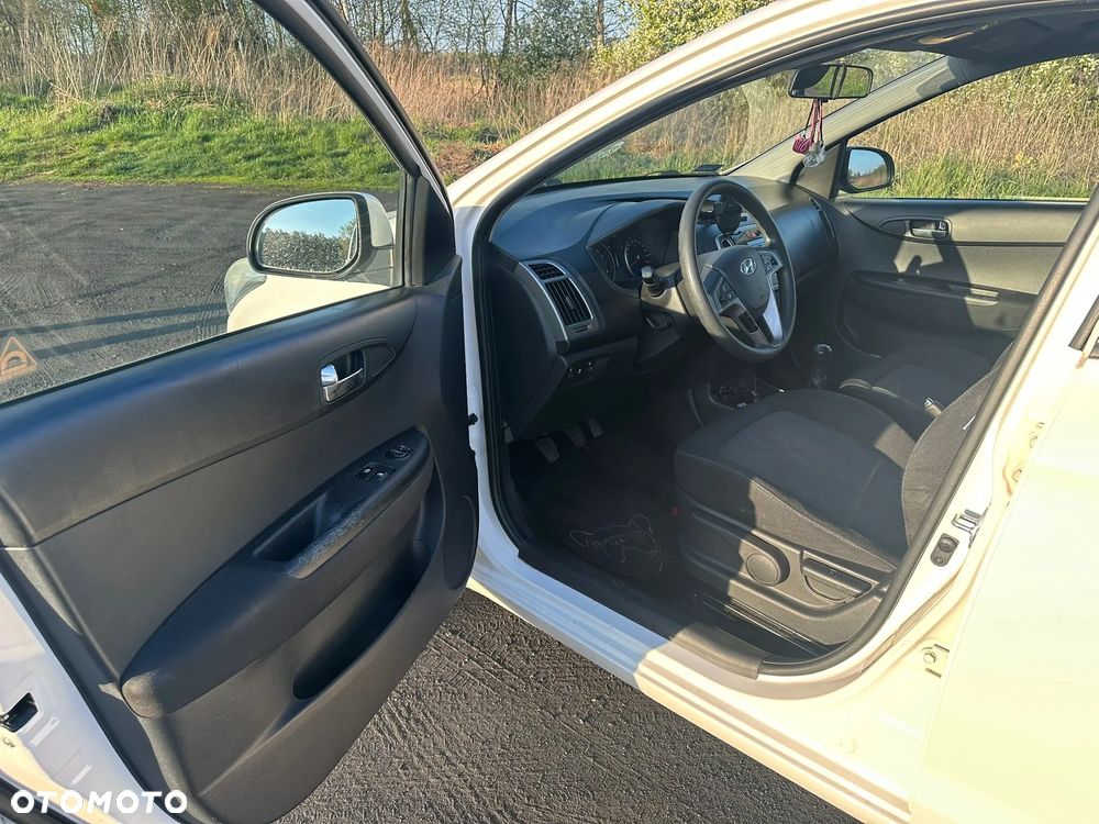 Hyundai i20 1.25 Comfort - 9