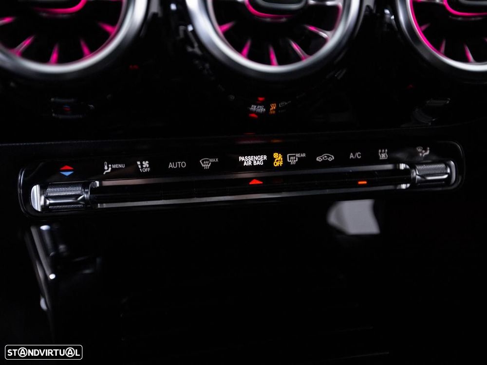 Mercedes-Benz CLA 250 e Shooting Brake AMG Line - 22