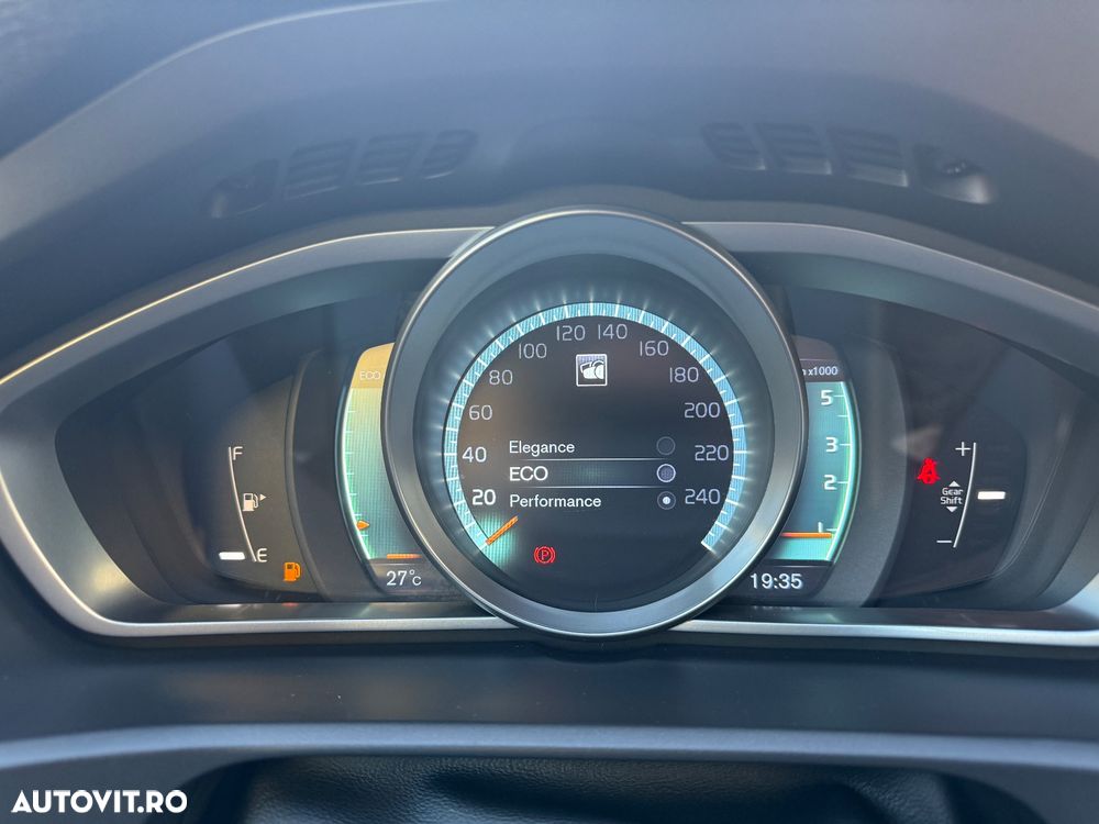 Volvo V40 D4 RDesign - 21