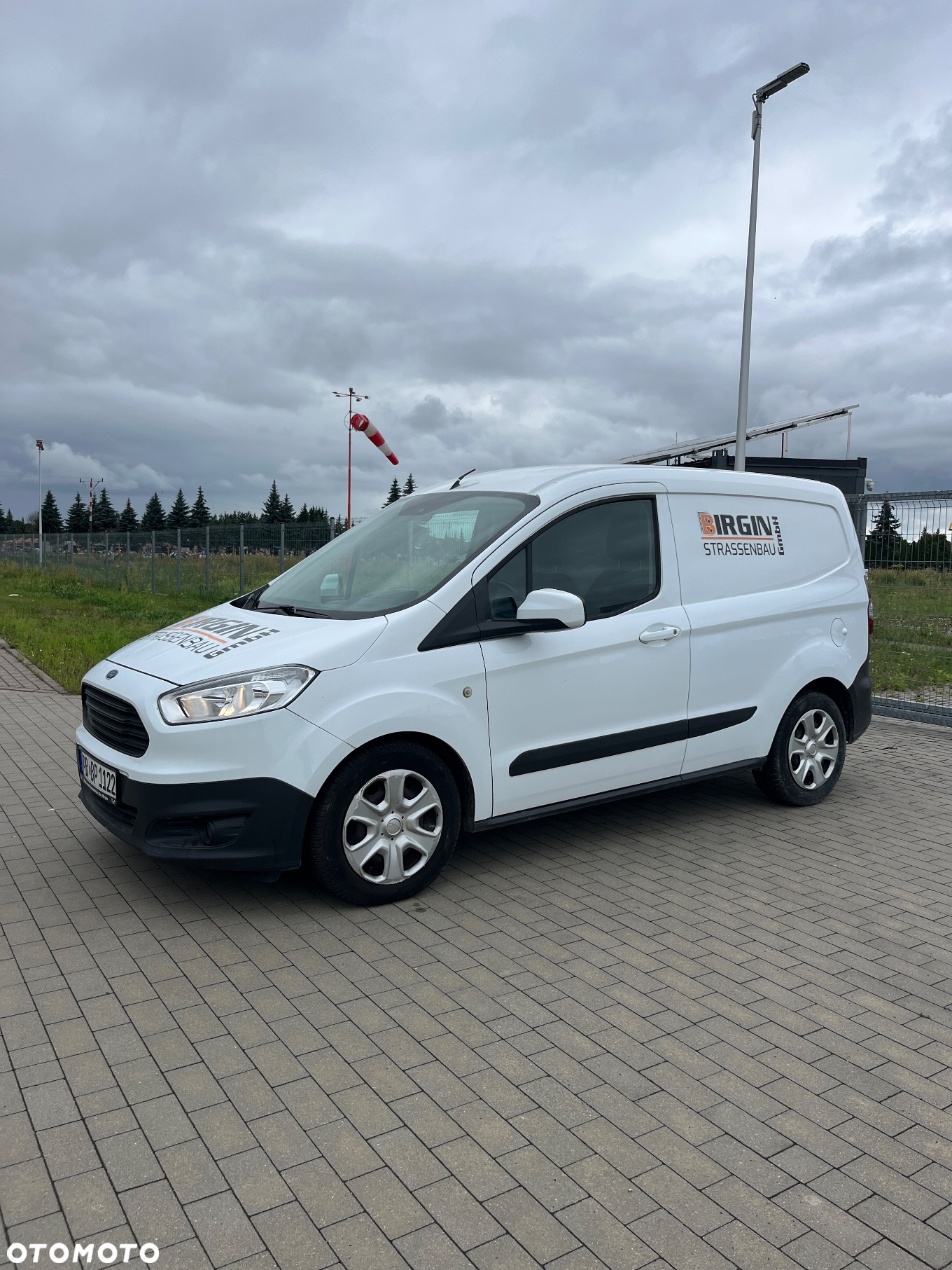 Ford Transit Courier - 2