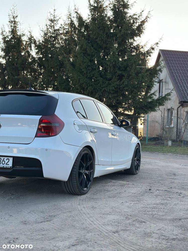 BMW Seria 1 123d DPF Edition Sport - 17