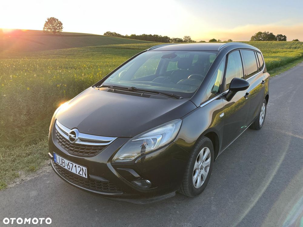 Opel Zafira - 24