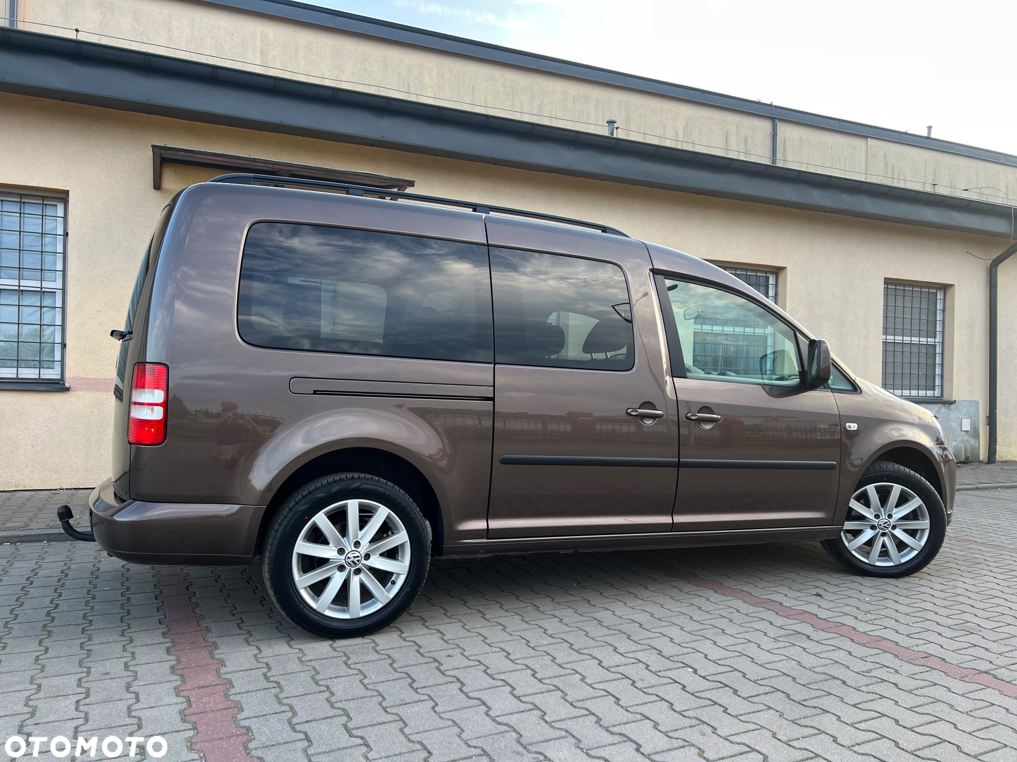 Volkswagen Caddy Maxi 2.0 TDI Comfortline - 17