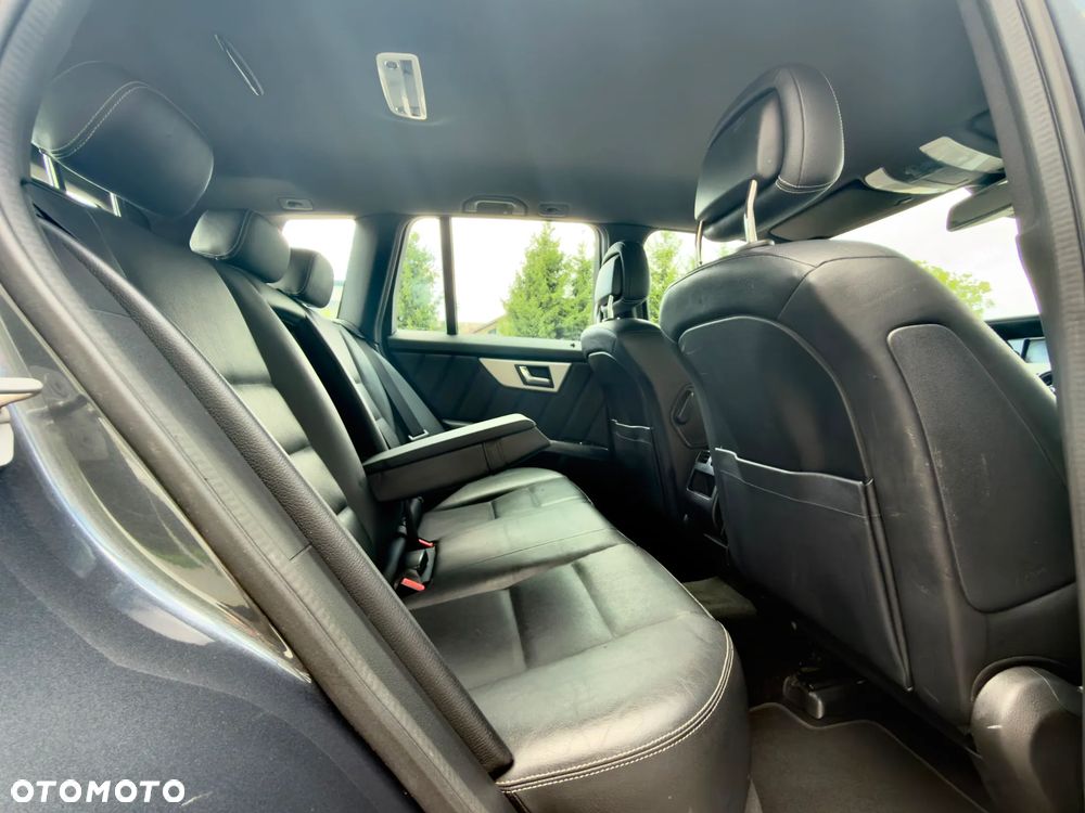 Mercedes-Benz GLK 350 4Matic (BlueEFFICIENCY) 7G-TRONIC - 24