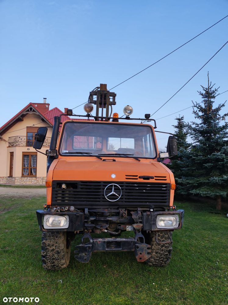 Mercedes-Benz Unimog U1000 - 1