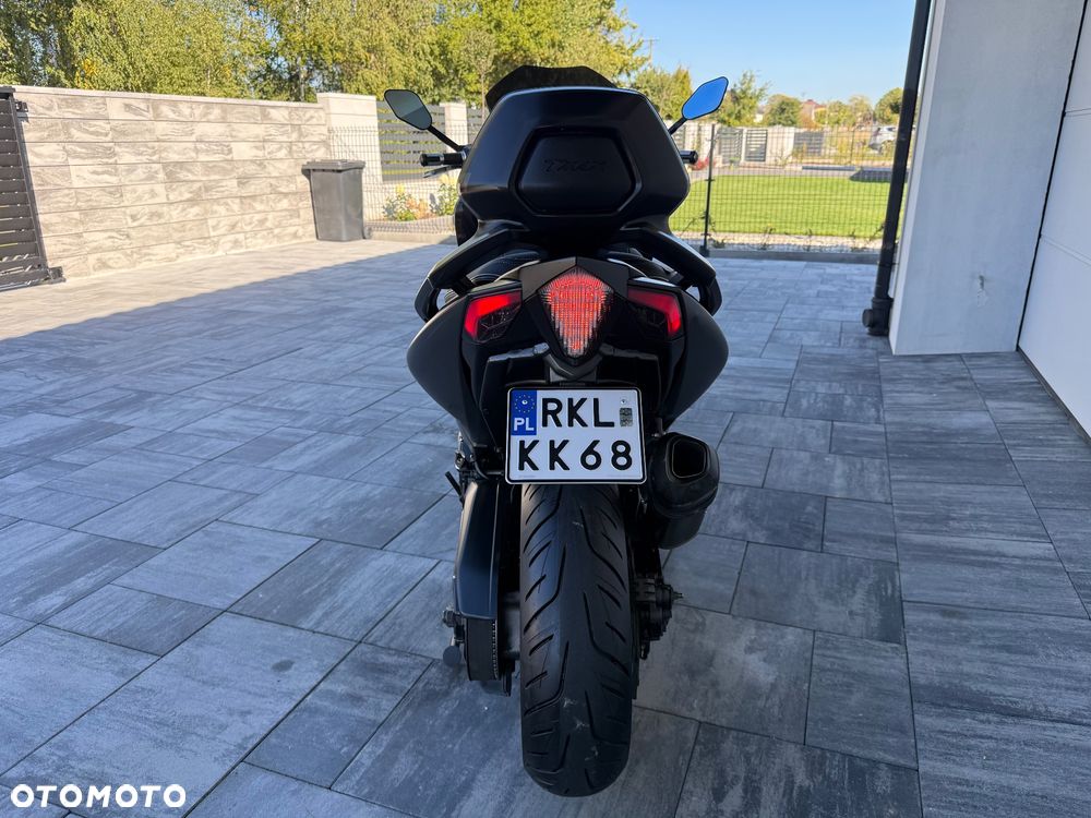 Yamaha Tmax - 17