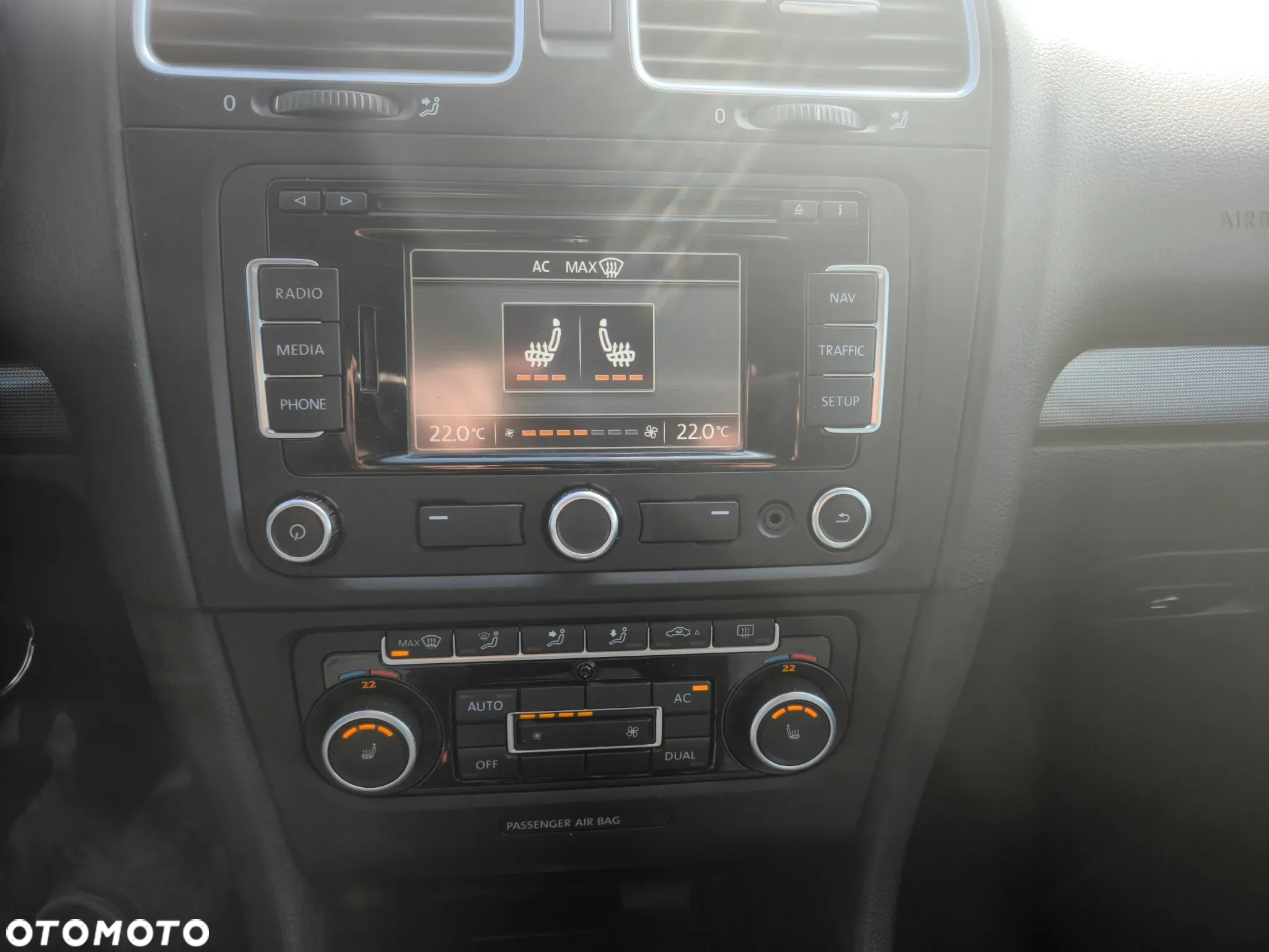 Volkswagen Golf 1.6 TDI DPF BlueMotion Technology Style - 20