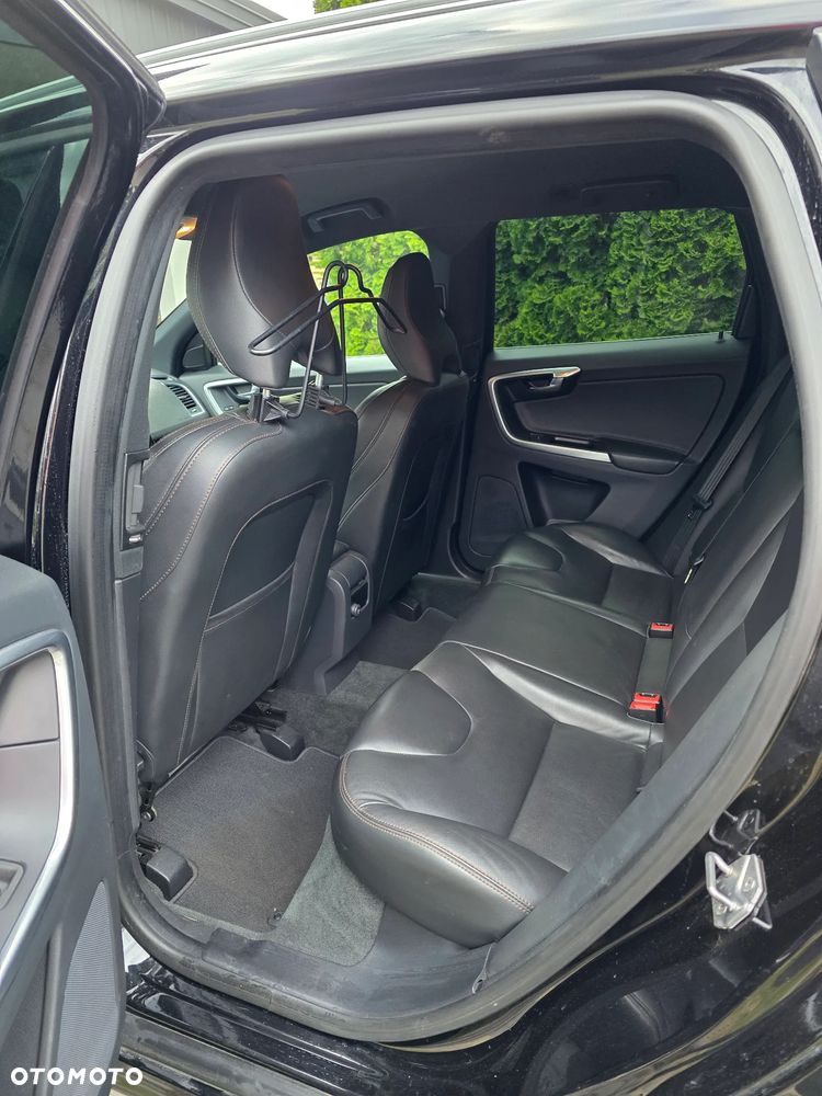 Volvo XC 60 D4 Geartronic Summum - 14