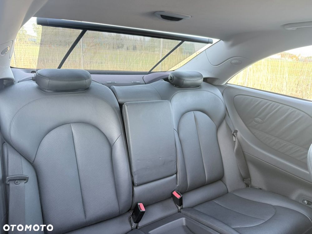 Mercedes-Benz CLK 320 Avantgarde - 12