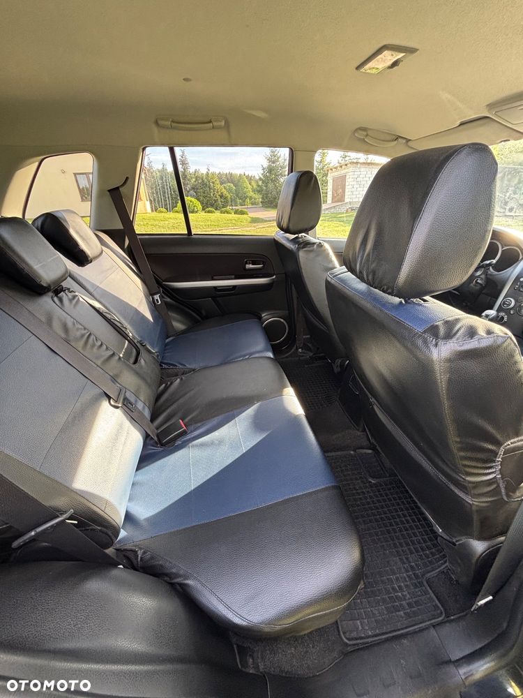 Suzuki Grand Vitara 1.9 DDiS Premium - 8