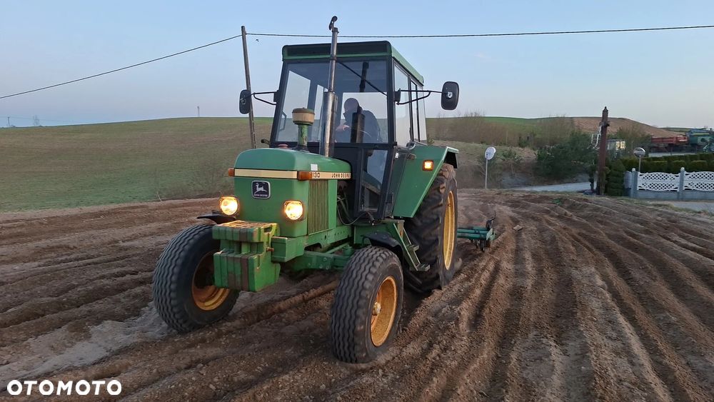 John Deere 2130 - 8