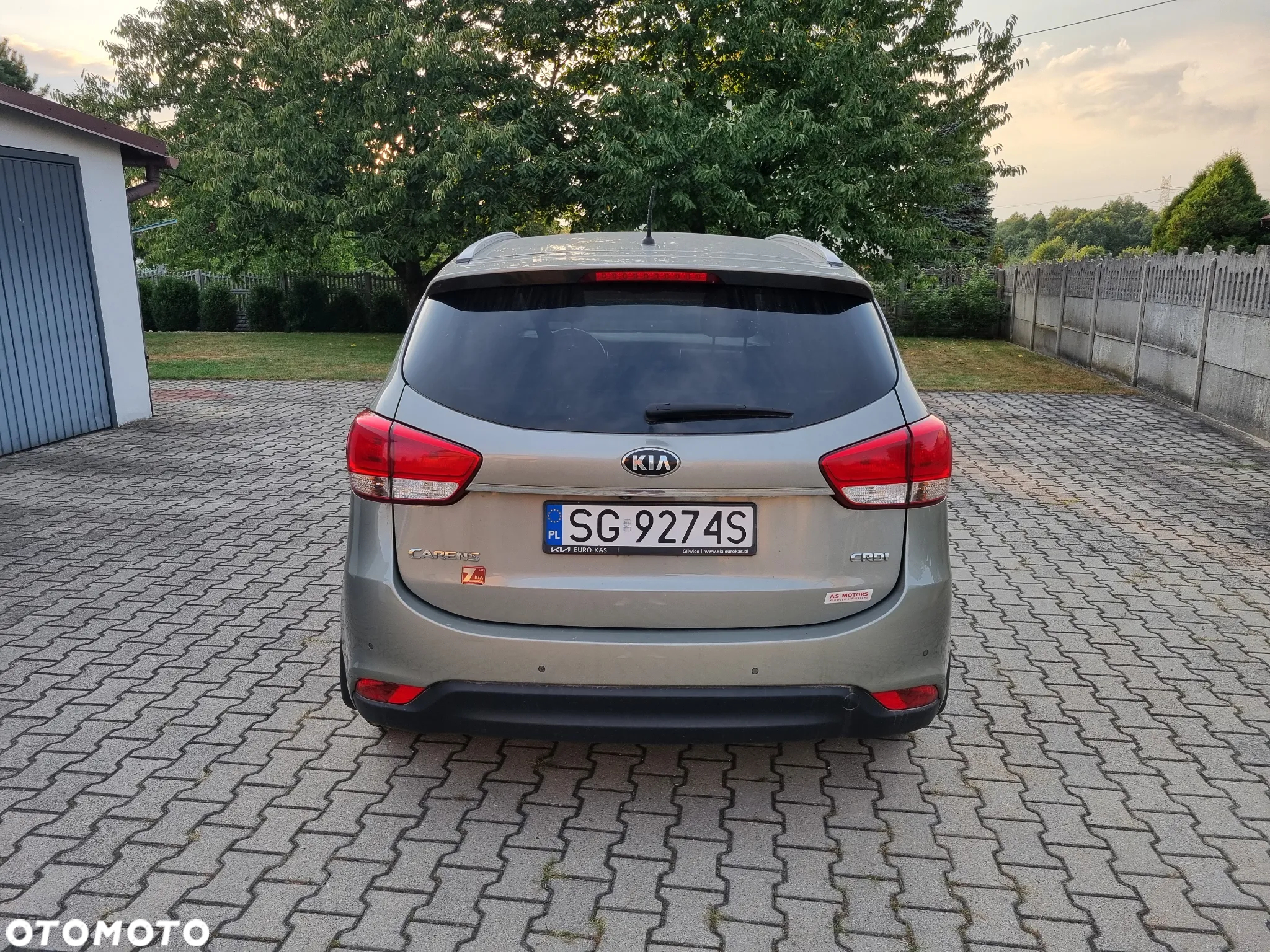 Kia Carens 1.7 CRDi L - 6