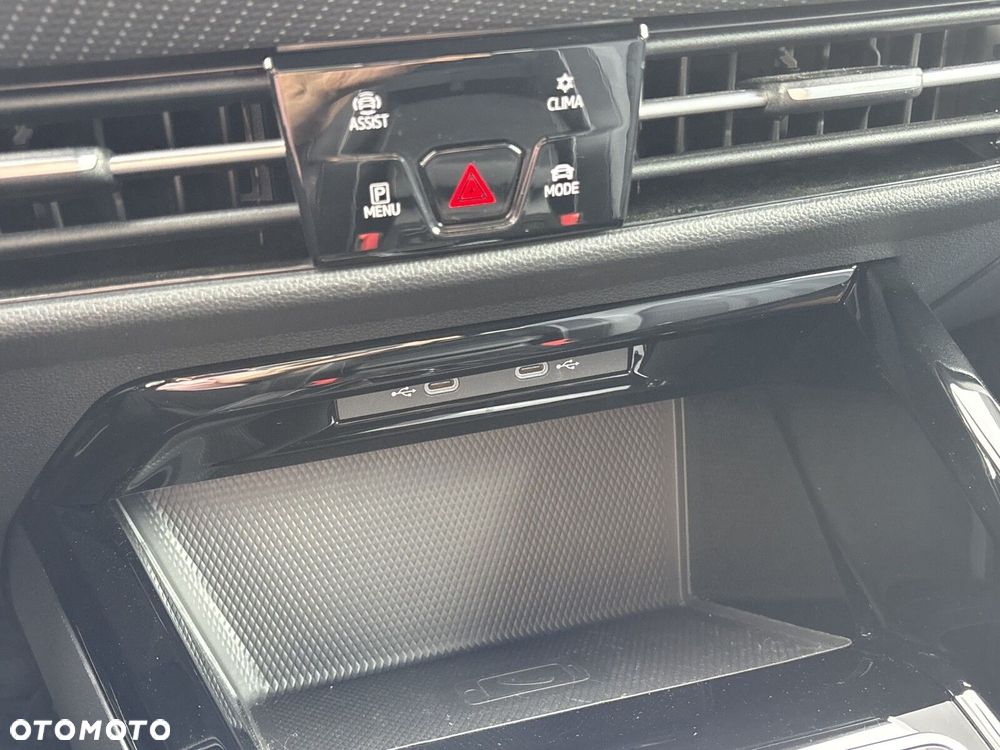 Volkswagen Golf - 23
