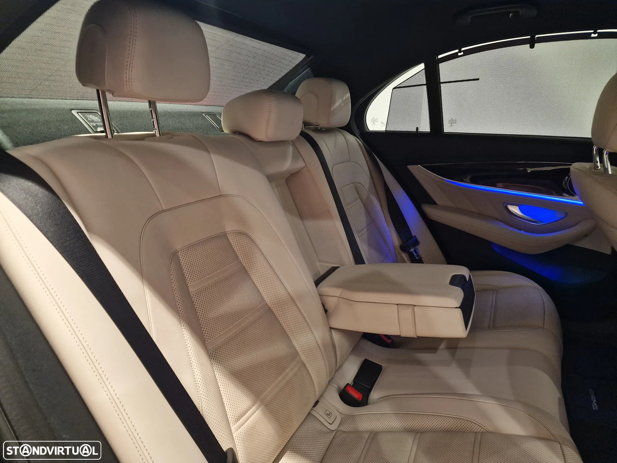 Mercedes-Benz E 43 AMG 4Matic 9G-TRONIC - 35