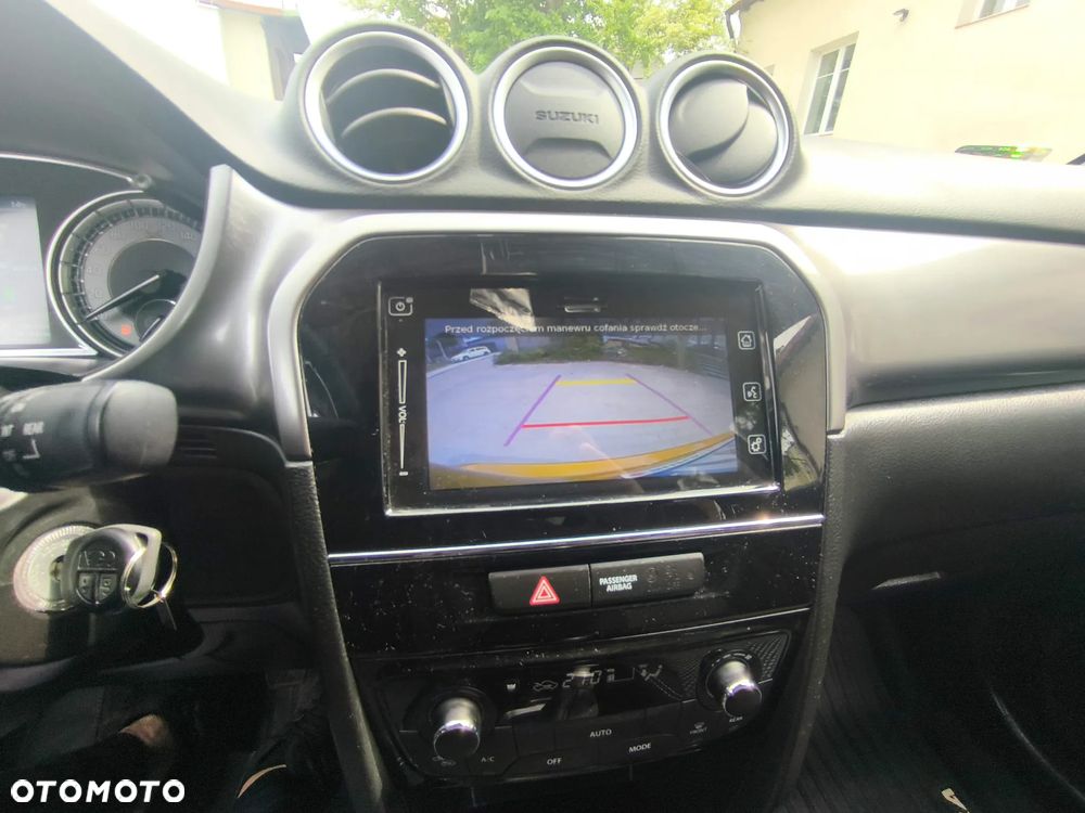 Suzuki Vitara 1.4 Boosterjet SHVS Premium 2WD - 23