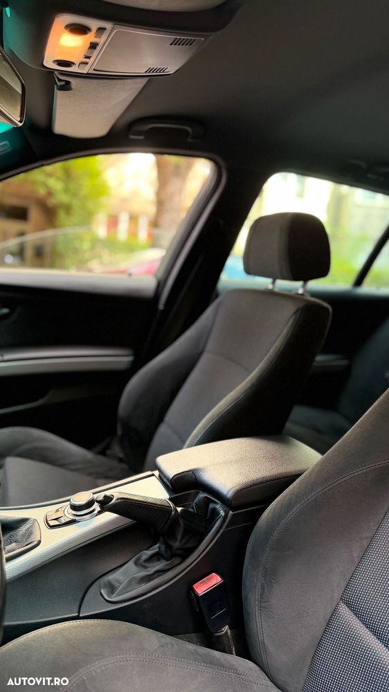 BMW Seria 3 318d - 8