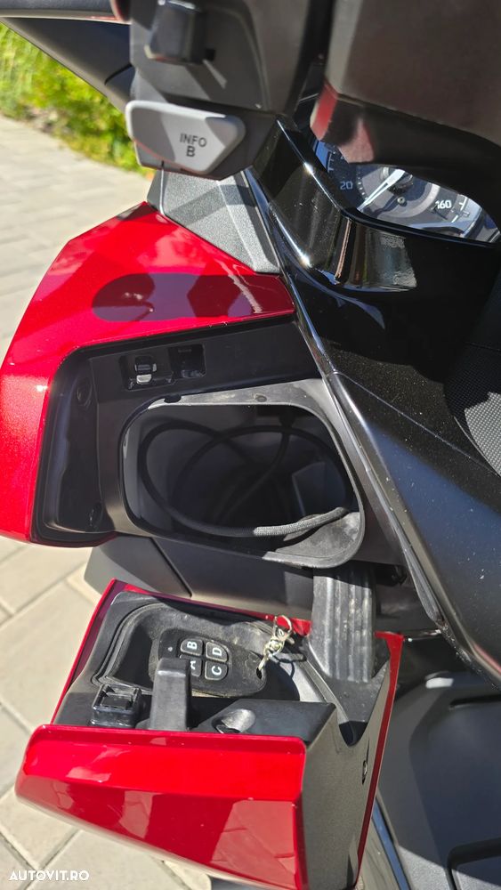 Honda Forza 125 - 9