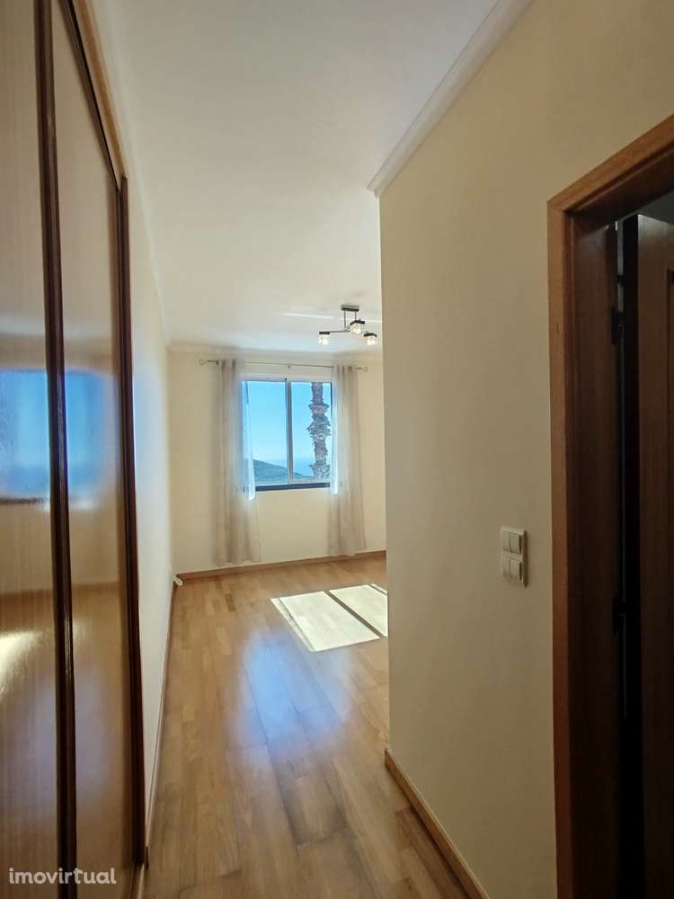 Apartamento T2, situado na zona do Lagar – Câmara de Loboss - Grande imagem: 4/17