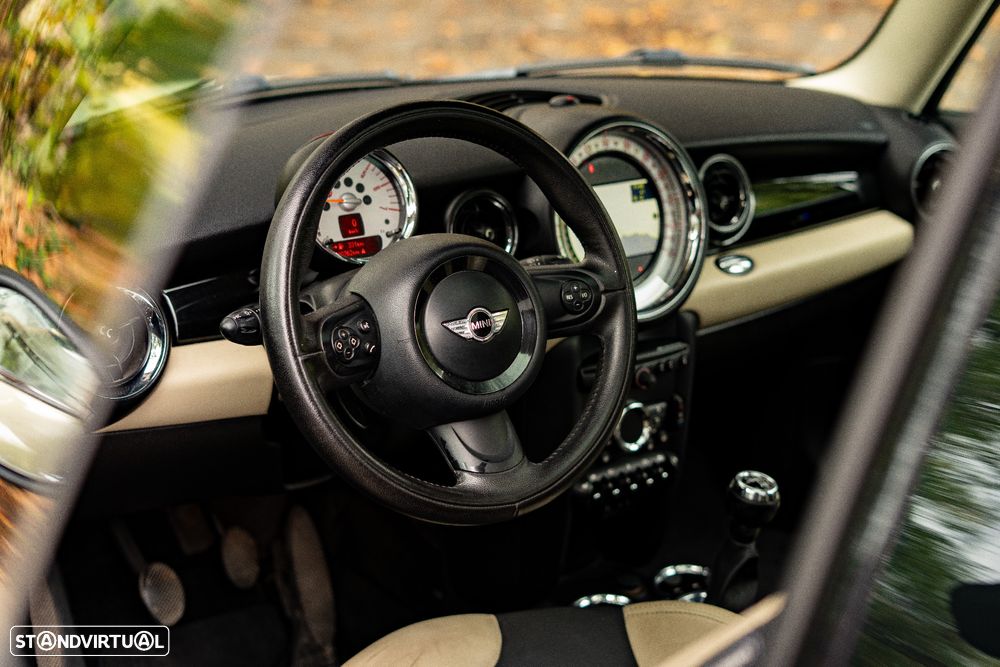 MINI 3 Portas Cooper D - 14