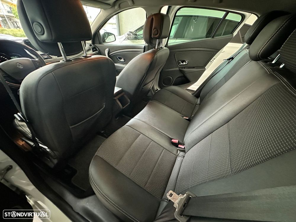 Renault Mégane 1.5 dCi GT Line EDC - 13