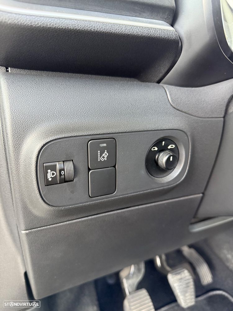 Citroën C3 1.6 BlueHDi Feel - 20
