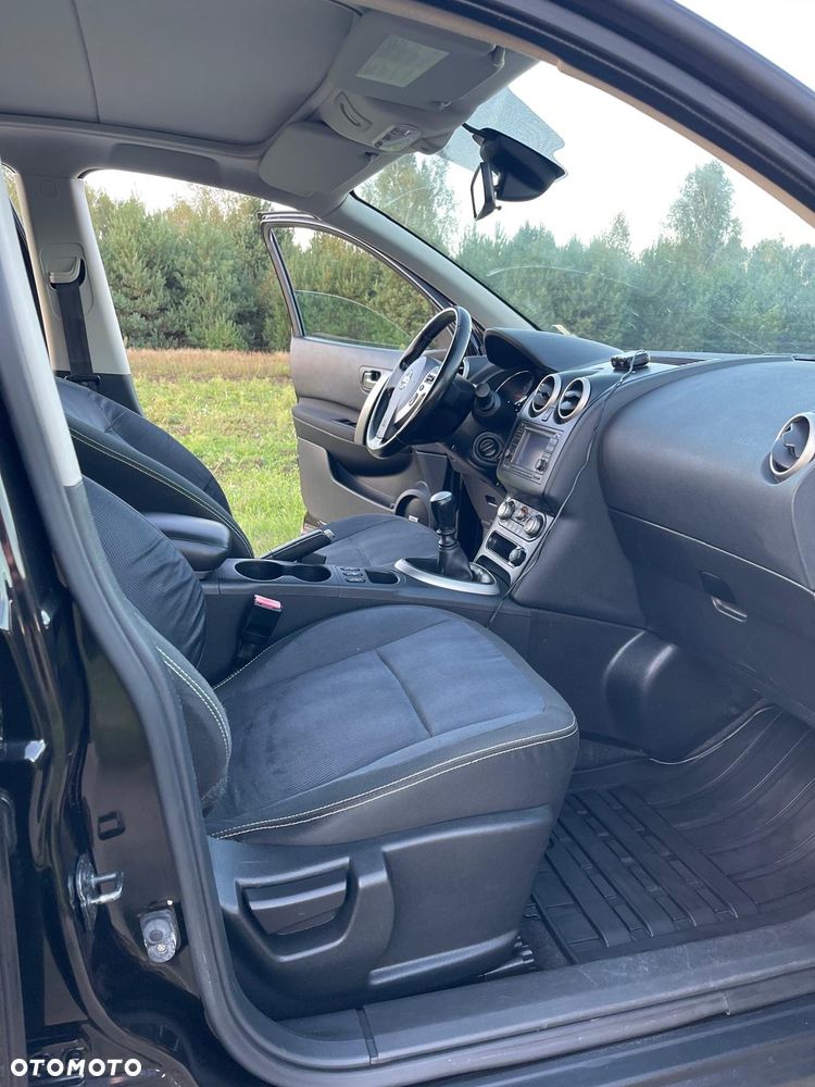Nissan Qashqai 2.0 tekna - 23