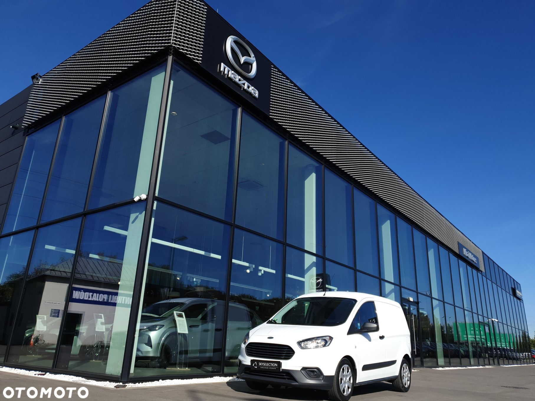 Ford transit-courier - 24