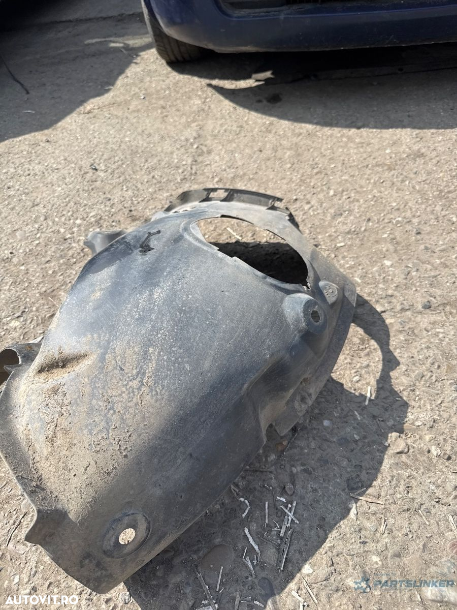 Pasaj/Carenaj roata fata dreapta RENAULT MEGANE II Saloon LM0/1_ 2003 - > dCi K9K 722 8200415287 - 5