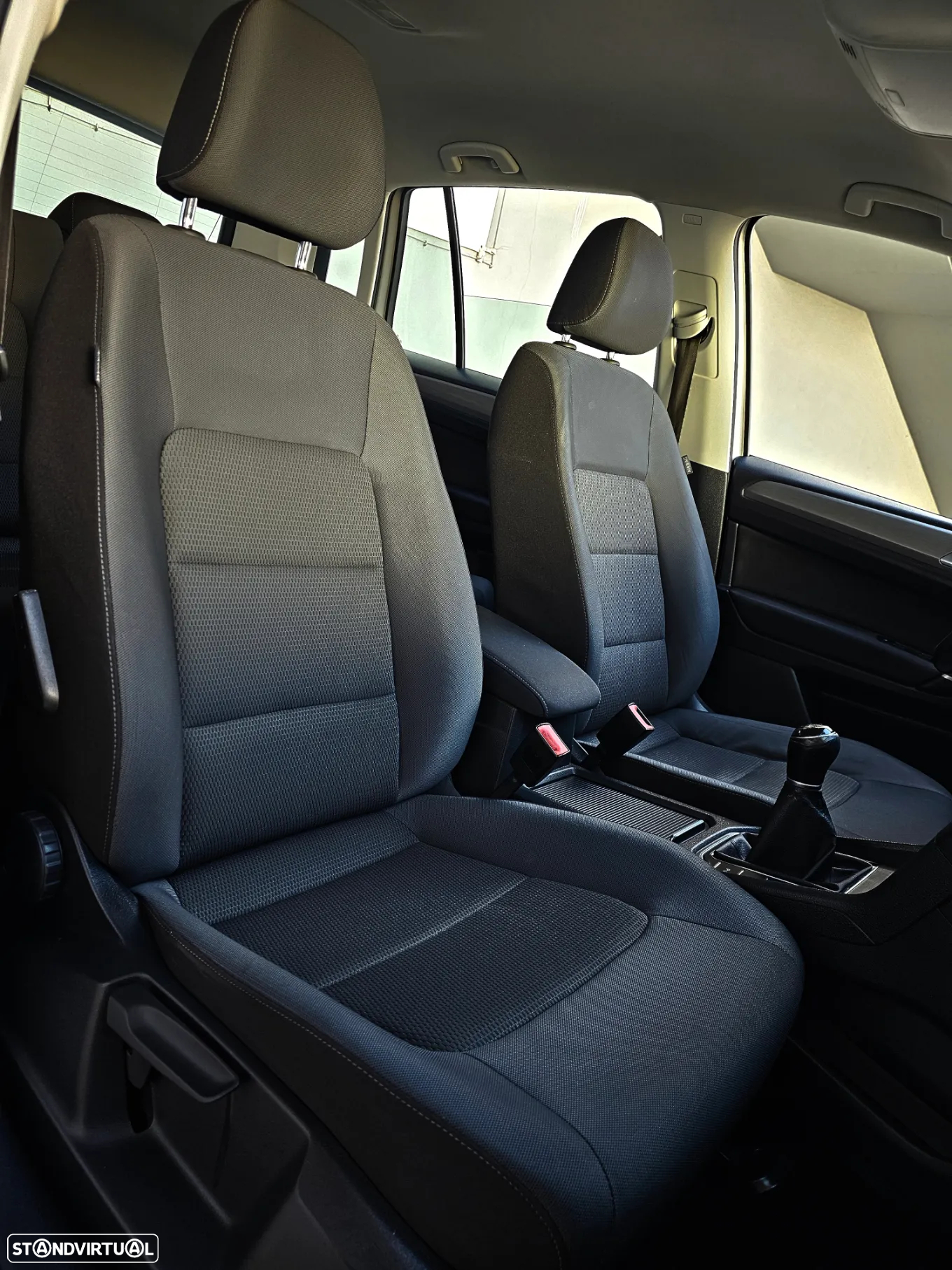 VW Golf 1.6 TDI Highline - 50