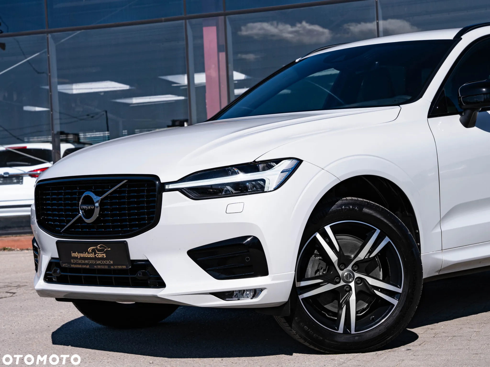 Volvo XC 60 B4 D AWD Plus Dark - 8