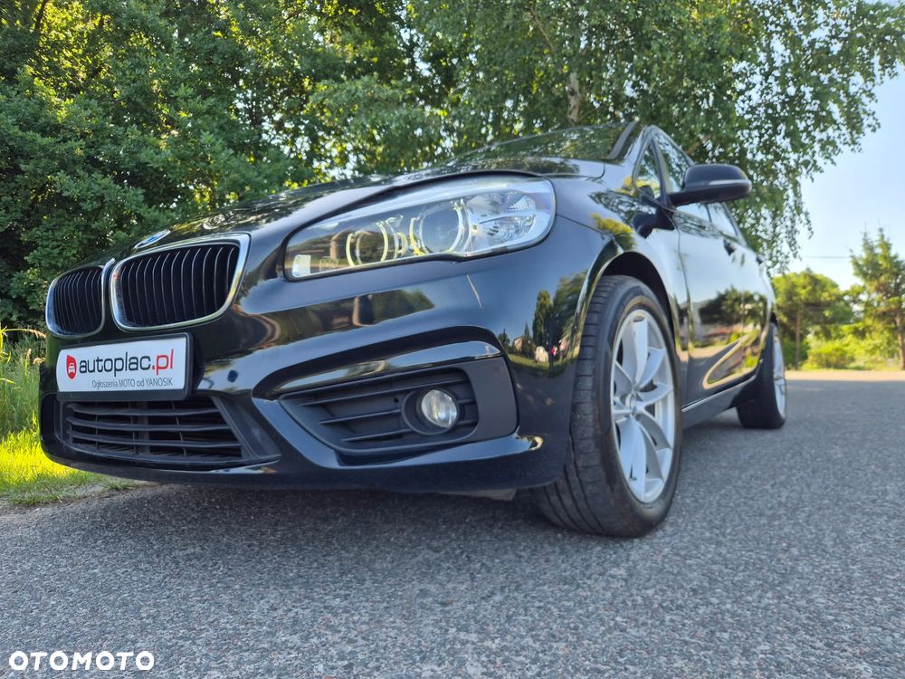 BMW Seria 2 216d Sport Line - 7