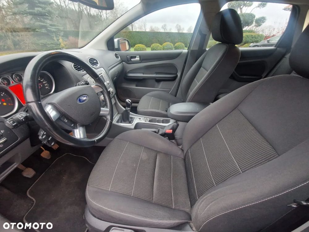 Ford Focus 1.6 X100 - 29