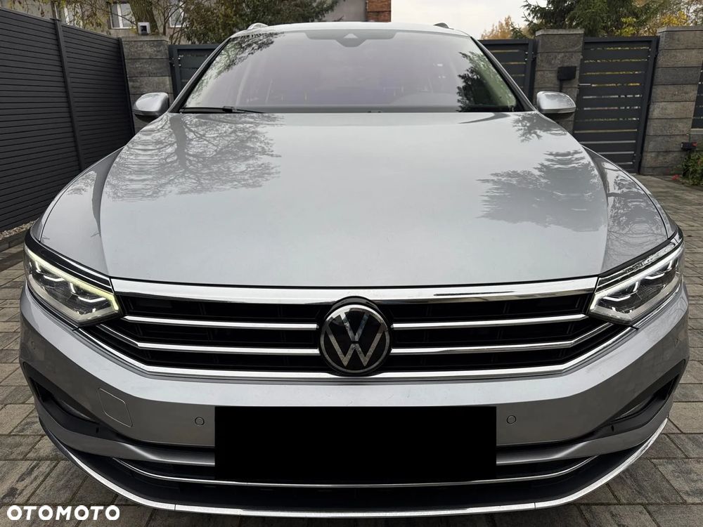 Volkswagen Passat Variant 2.0 TDI SCR Elegance DSG - 4