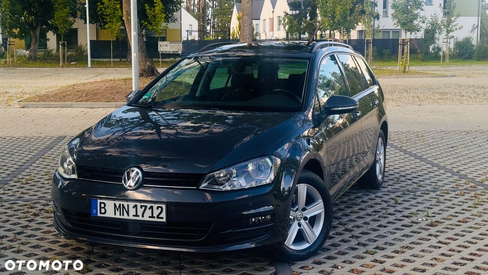 Volkswagen Golf Variant - 13